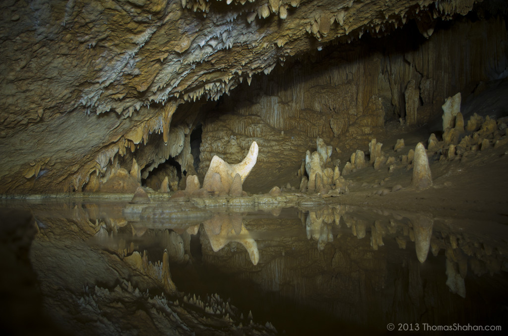 Barton_Creek_Cave,_Belize