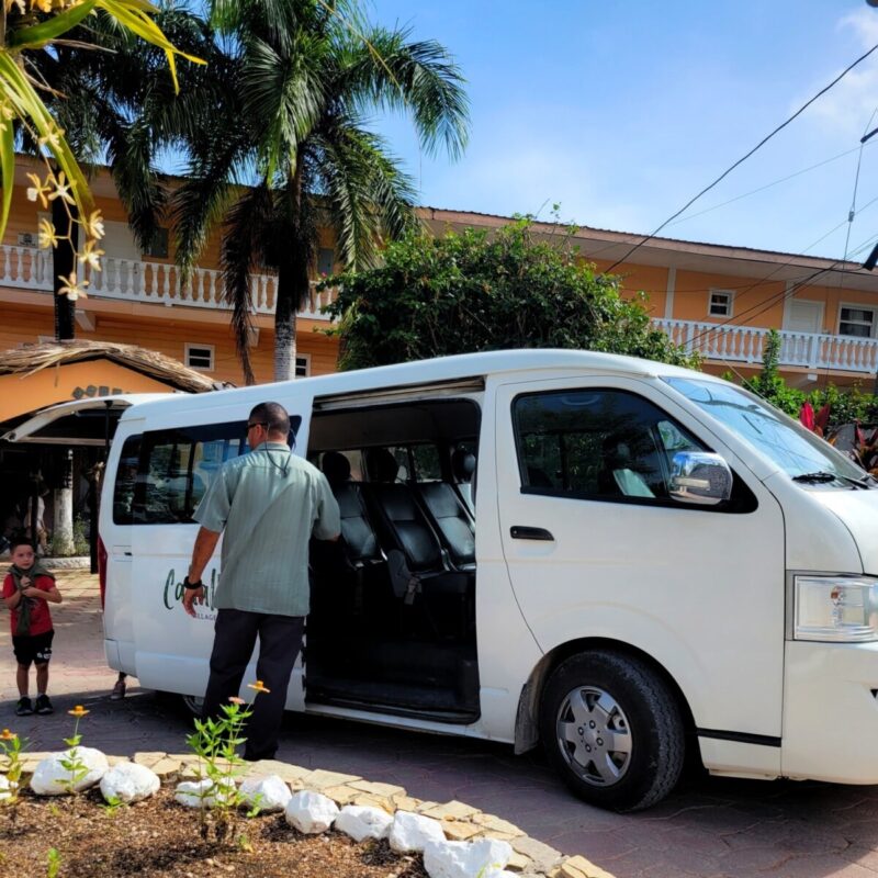 best way to get to San Ignacio