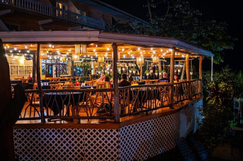 family-friendly hotels Belize