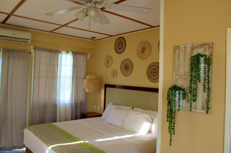 Belize Easter travel tips