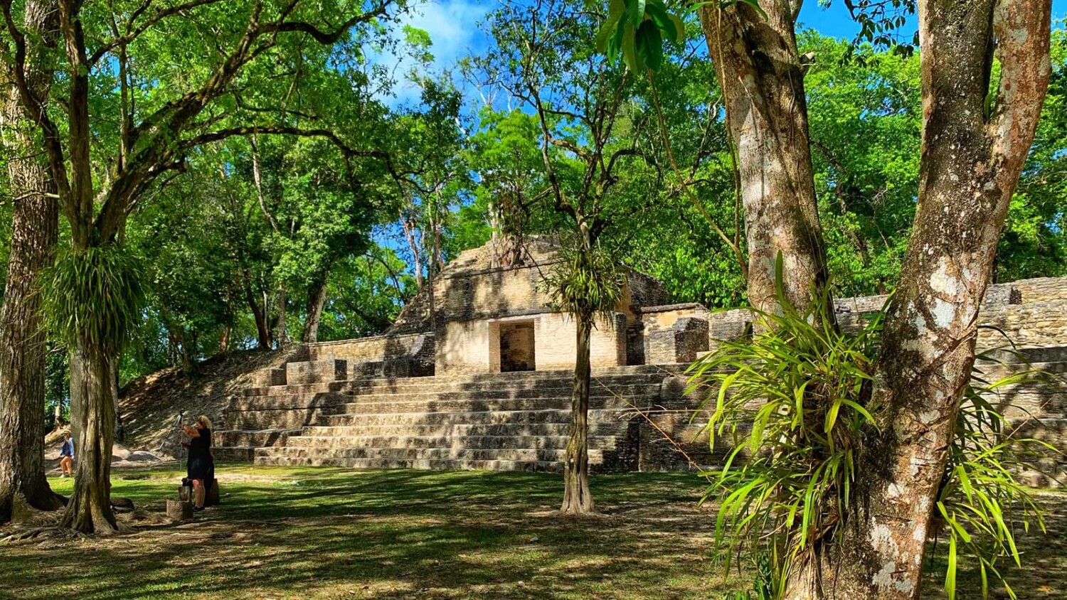 Explore the Enchanting Maya Ruins of San Ignacio Town 